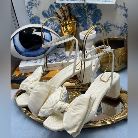 🆕 LOEFFLER RANDALL 🧿 NWOB Carmen Cream Moiré Bow Sandal, Sz 9 - Picture 7 of 12